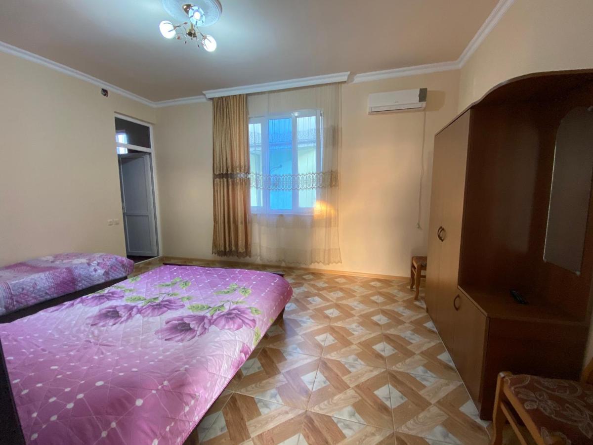 Beliy Dom Hotell Kvariati Exteriör bild