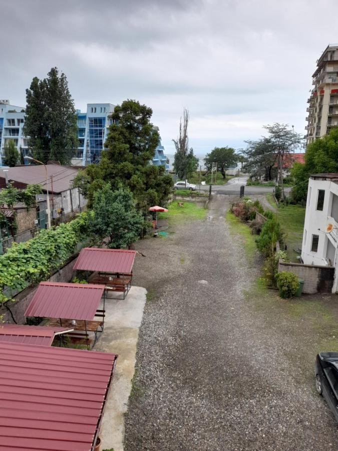 Beliy Dom Hotell Kvariati Exteriör bild