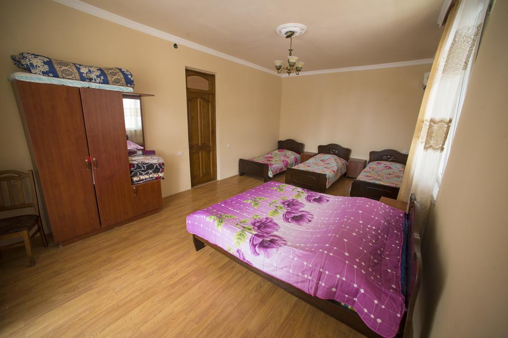 Beliy Dom Hotell Kvariati Exteriör bild